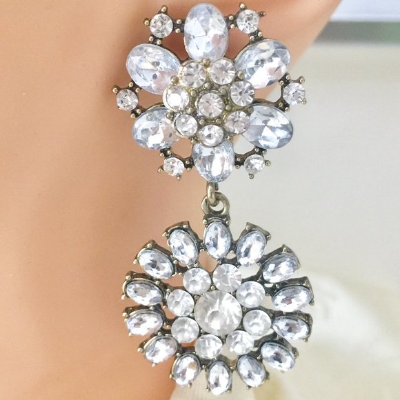 Silver Round Stones Antique Style Earrings - Fashion Jewelry - Picture 1 of 4